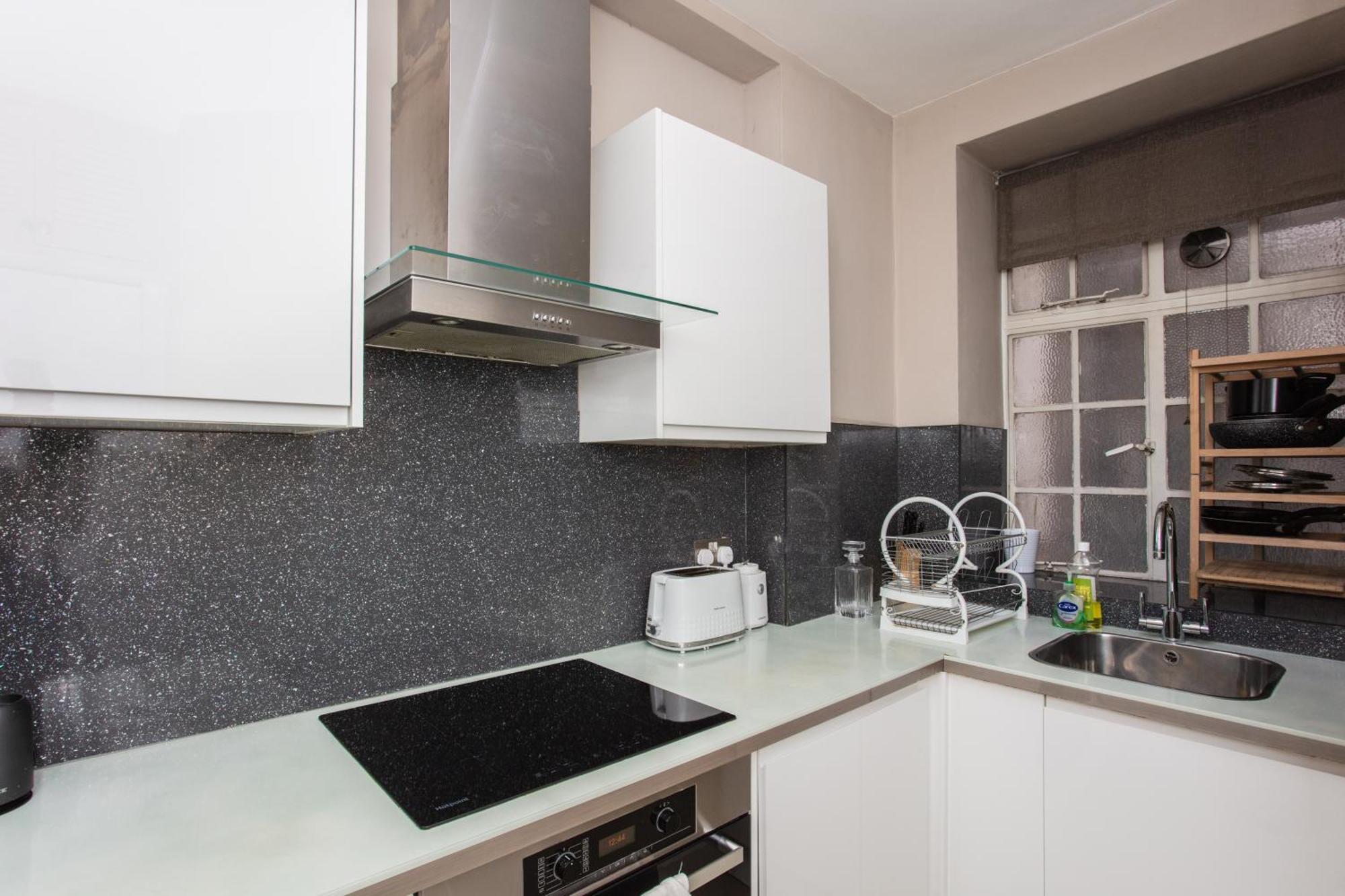Modern 2 Bedroom In Marble Arch Apartament *